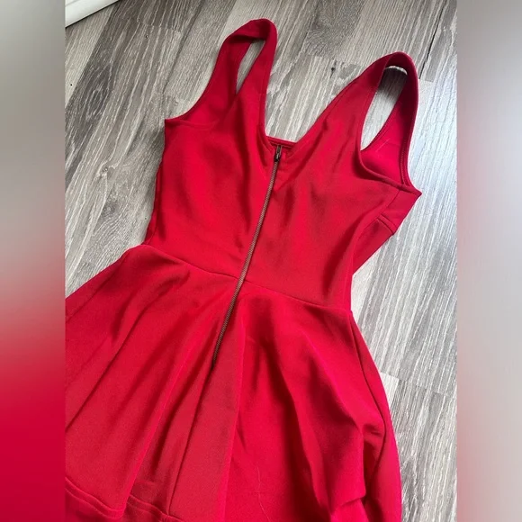 2x Lulu’s Dresses - Picture 14 of 14